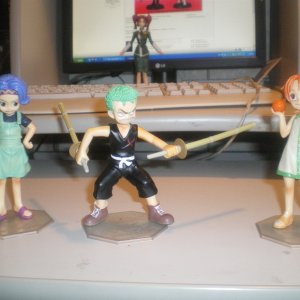 Ророноа Зоро, Нами и Ноджико
детская версия с ebay