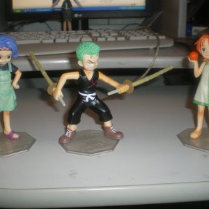 Ророноа Зоро, Нами и Ноджико
детская версия с ebay