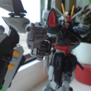 Mobile Suit GAT-X105E Strike Noir Gundam (MG)