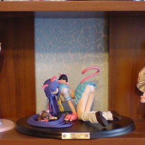 Полочка
Под новый год удалось приобрести давнюю мечту Кану-Кошечку *_*