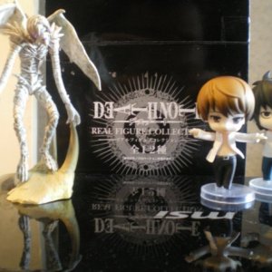 Рэм из набора Death Note Real Figure Collection
Лайт и Эль из набора Nendoroid Petite Death 
Note #02