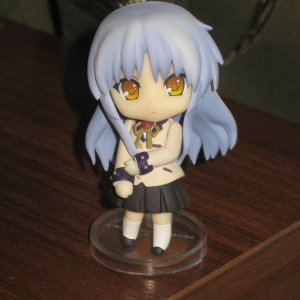 Tenshi (Angel Beats)
Лимитная+эксклюзивная, шла в комплекте с журналом ;)