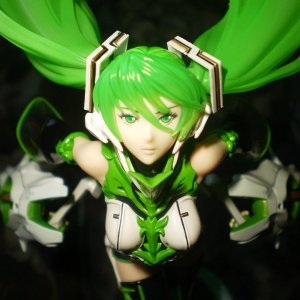 Hatsune Miku (VN02 mix) [Vocaloid]
http://www.hlj.com/product/MAX04120 (70% скидка на емс)