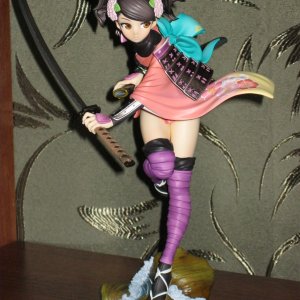 Momohime (Oboro Muramasa)
Вариант с мечом вложенным в ножны поленился фоткать и так у этой фигурки много фоток существует. Великолепная фигурка!!!