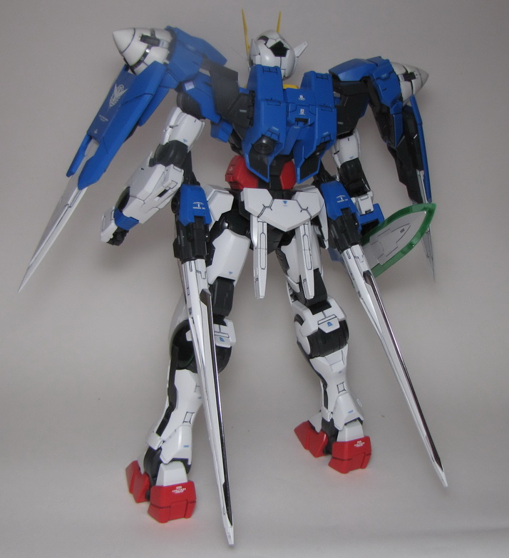 GN-0000 000 Gundam